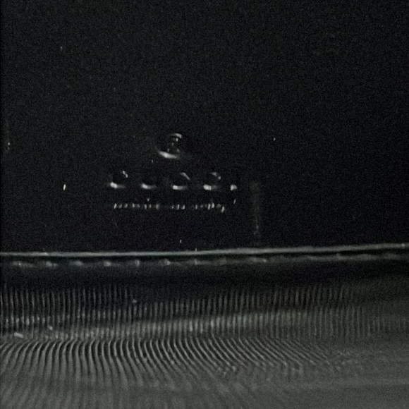 GUCCI MARMONT all around top zip wallet. - Picture 15 of 16